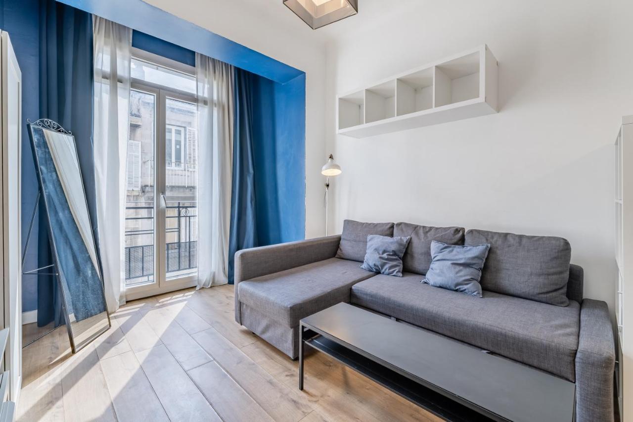Apartment Charming Bright And Equipped