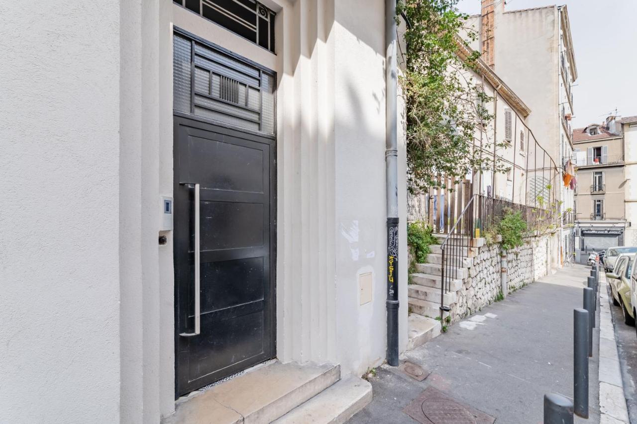 Charming Bright And Equipped Apartment *